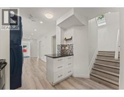 972 WELLINGTON AVENUE - 13