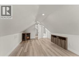 972 WELLINGTON AVENUE - 18