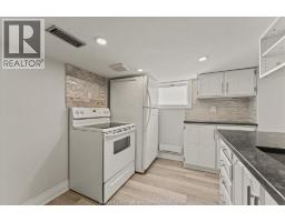 972 WELLINGTON AVENUE - 20