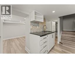 972 WELLINGTON AVENUE - 21
