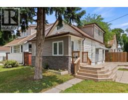 972 WELLINGTON AVENUE - 3