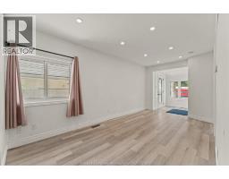 972 WELLINGTON AVENUE - 7