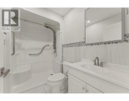 972 WELLINGTON AVENUE - 9