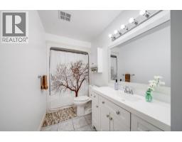 1488 IMPERIAL CRESCENT - 29