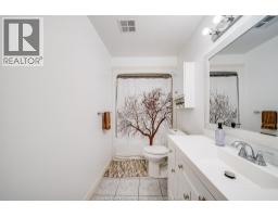 1488 IMPERIAL CRESCENT - 30