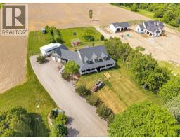 658 Talbot STREET East - 3