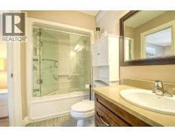 8475 WYANDOTTE STREET East UnitNo. 112 - 18