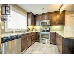 8475 WYANDOTTE STREET East UnitNo. 112 - 7