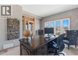 696 GEORGE KENNEDY WAY - 12