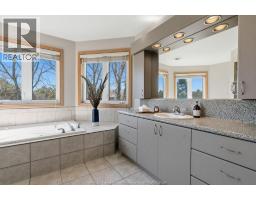 696 GEORGE KENNEDY WAY - 25