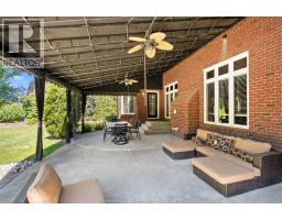 696 GEORGE KENNEDY WAY - 35