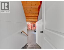 863 SOUTHWOOD DRIVE - 32