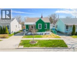2286 FOREST AVENUE - 40