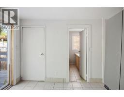 977 GLADSTONE - 14