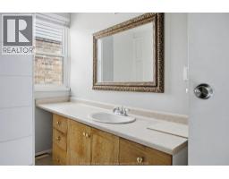 977 GLADSTONE - 15
