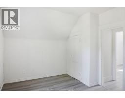 977 GLADSTONE - 20