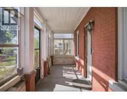 977 GLADSTONE - 3