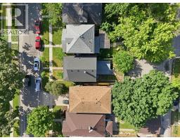 977 GLADSTONE - 35