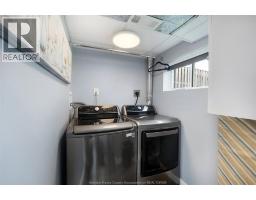 3404 HEMLOCK - 18