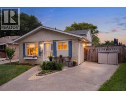 3404 HEMLOCK - 2