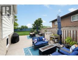 3404 HEMLOCK - 20