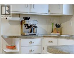 2146 WINDERMERE - 18