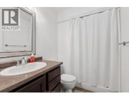 1162 BANWELL ROAD - 17