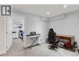 1162 BANWELL ROAD - 26