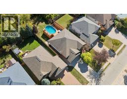 1162 BANWELL ROAD - 38