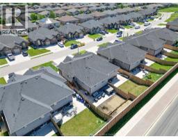 3141 VIOLA CRESCENT - 46