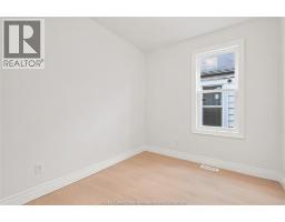 1030 OAK STREET - 11