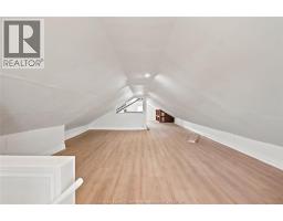 1030 OAK STREET - 13