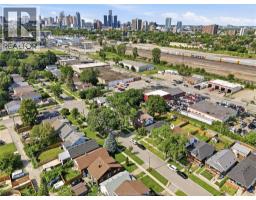 1030 OAK STREET - 15