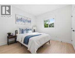 3025 MCROBBIE CRESCENT - 12