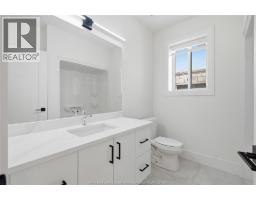 3025 MCROBBIE CRESCENT - 18
