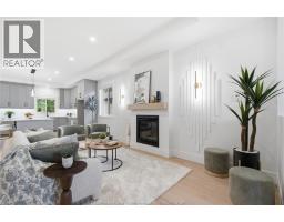 3025 MCROBBIE CRESCENT - 5