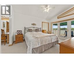 504 DALHOUSIE STREET - 15