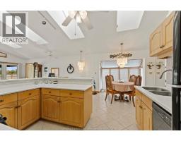 504 DALHOUSIE STREET - 9