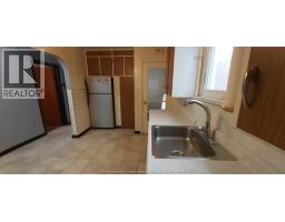 588 IRVINE AVENUE - 12