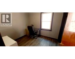 588 IRVINE AVENUE - 13