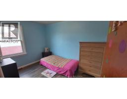 588 IRVINE AVENUE - 14