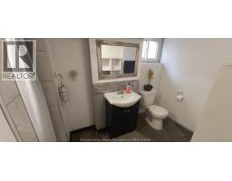 588 IRVINE AVENUE - 24