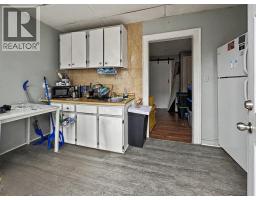 800-808 SHEPHERD STREET East - 42