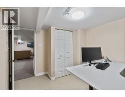 735 Lounsborough - 35