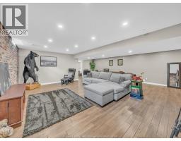 2425 SKINNER - 27