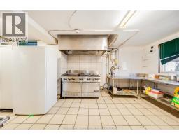 801 VICTORIA AVENUE - 13