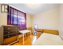 801 VICTORIA AVENUE - 29