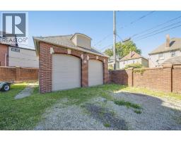 801 VICTORIA AVENUE - 5