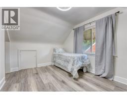 994 EDWARD AVENUE - 18