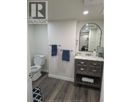 994 EDWARD AVENUE - 27